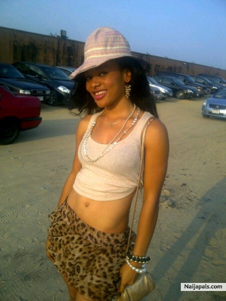missdaniellaronald3@hotmail.com - click for next photo