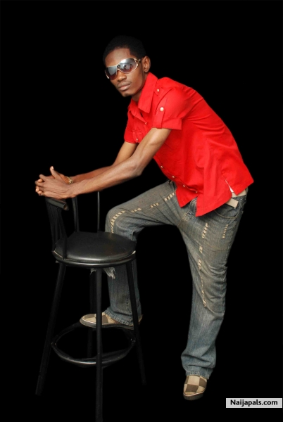 FREEKY - click for next photo