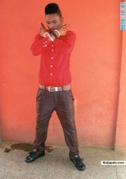  - click for next photo