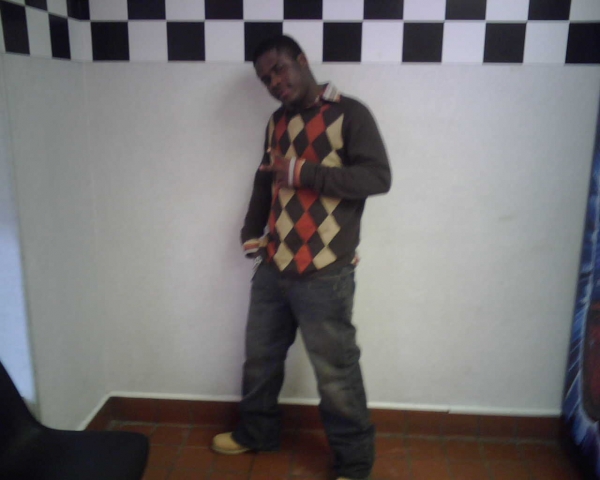  - click for next photo