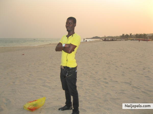  - click for next photo