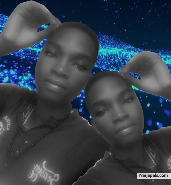 Dj Hoyin Fresh - click for next photo