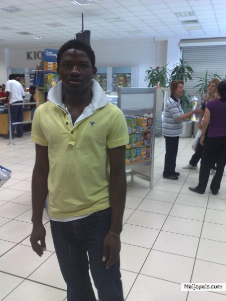  - click for next photo