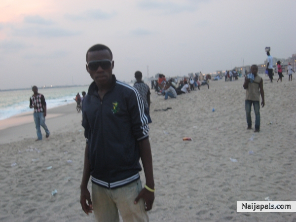  - click for next photo