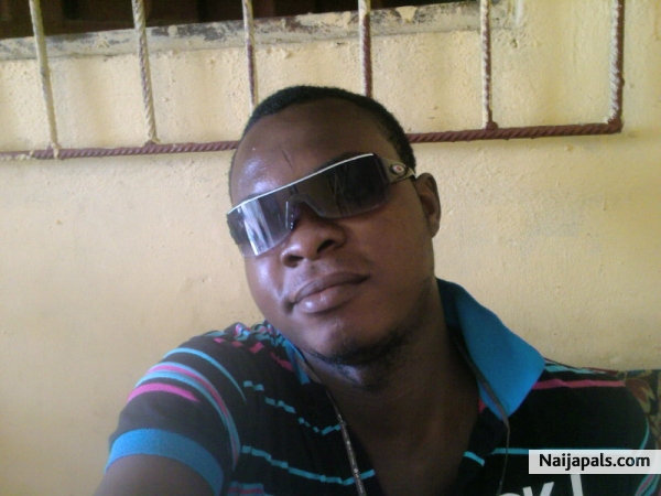 dats d me in me. - click for next photo