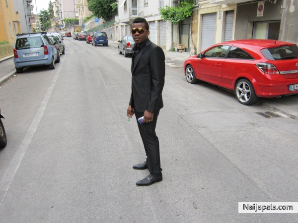  - click for next photo
