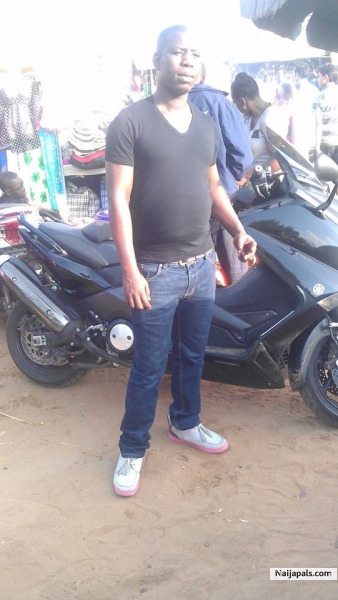 hi - click for next photo