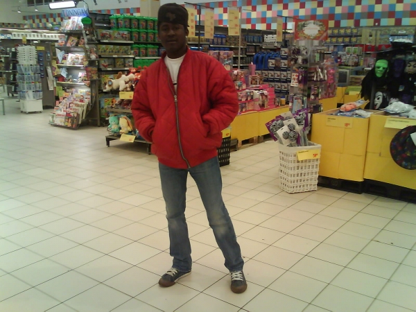  - click for next photo