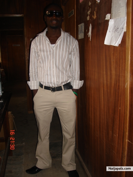 mento - click for next photo