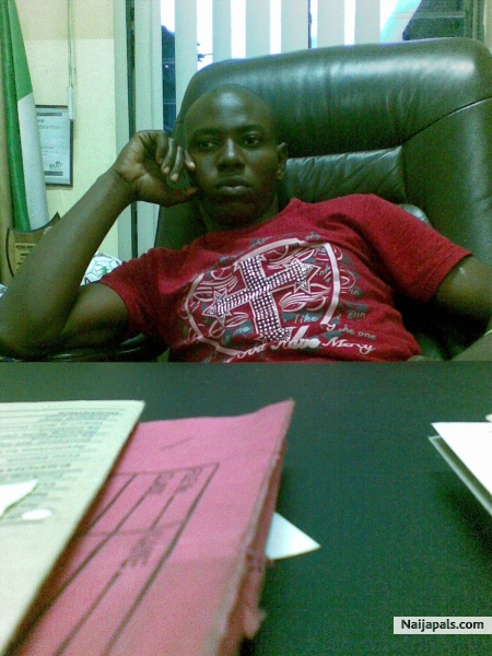  - click for next photo