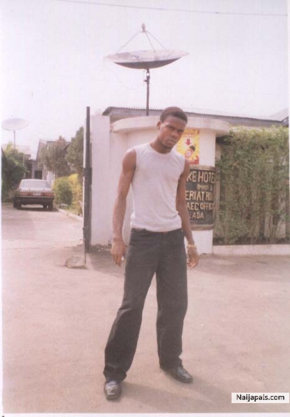 In front of my Lodge @ ABuja - click for next photo