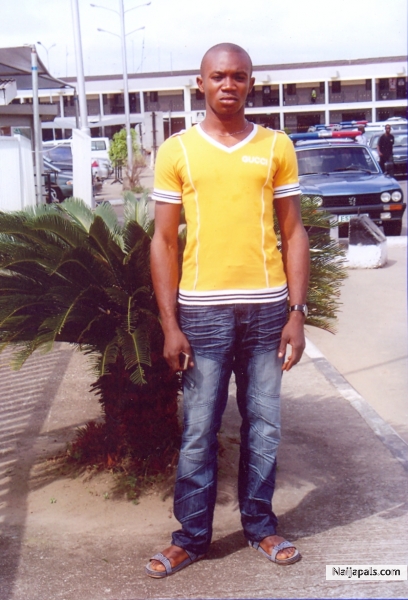  - click for next photo