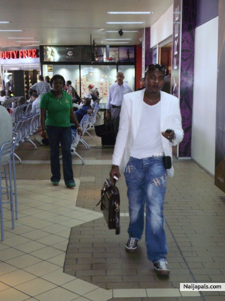 akabigboy - click for next photo