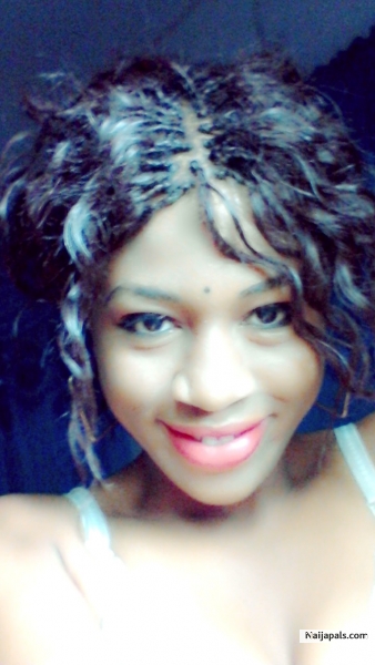 Sexzy me - click for next photo