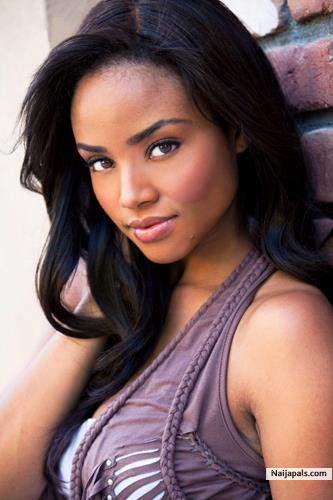 Ebonypearl - click for next photo