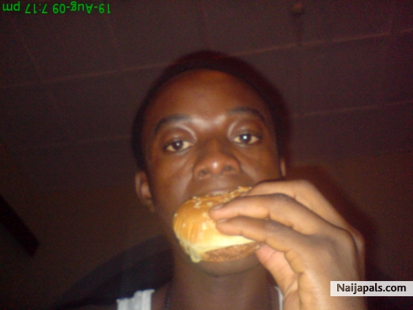 Busy eating Mah Burger Bought for me by mah Lil friend from Dublin - click for next photo