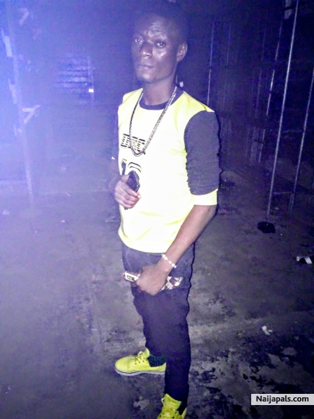  - click for next photo