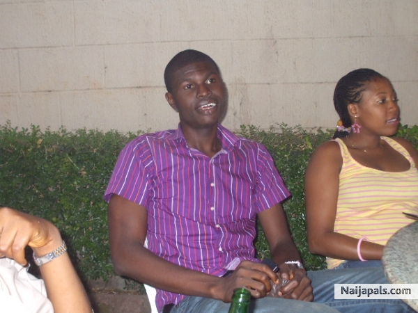Chilling out with my cousins - click for next photo