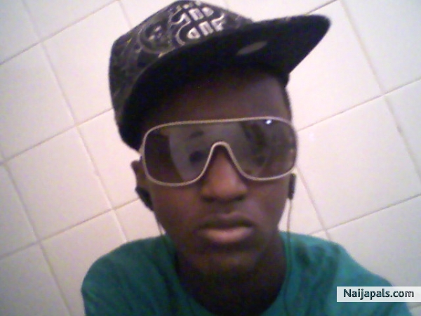 wezzy f baby - click for next photo