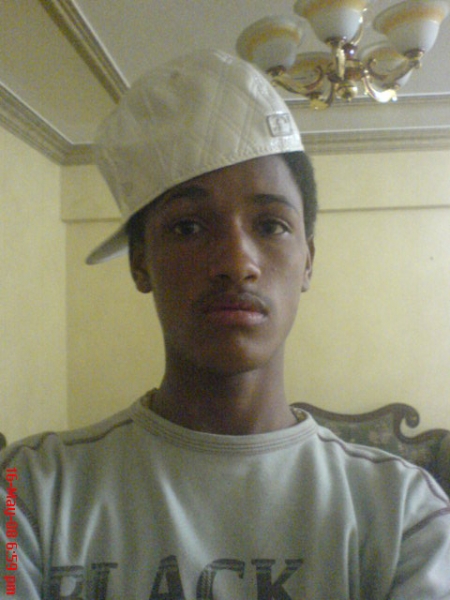  - click for next photo