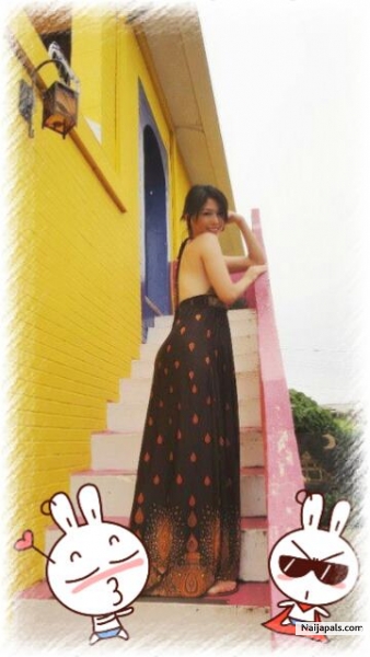 Pink ladder.. :) ; ) :P - click for next photo