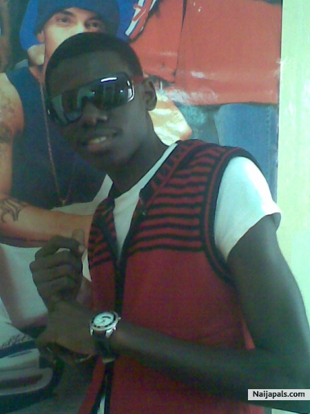  - click for next photo