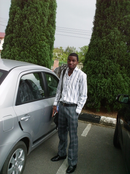 s - click for next photo