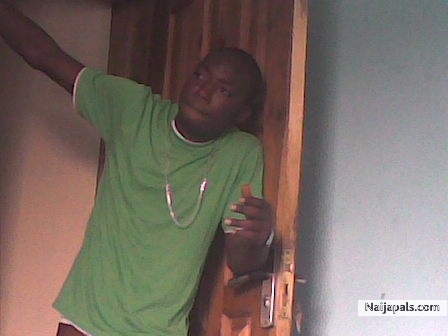  - click for next photo