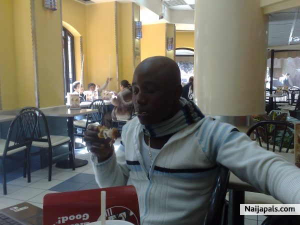  - click for next photo