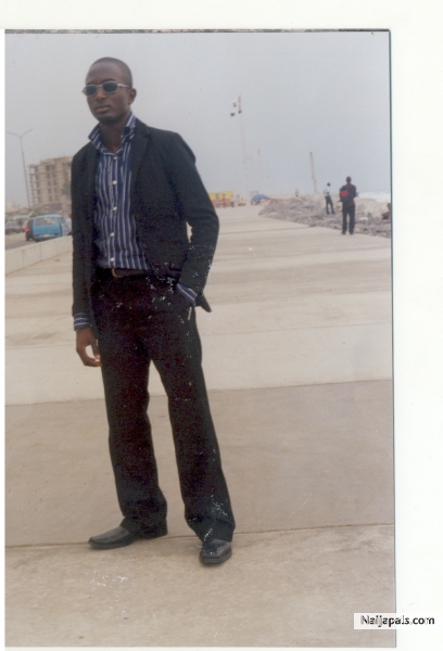  - click for next photo