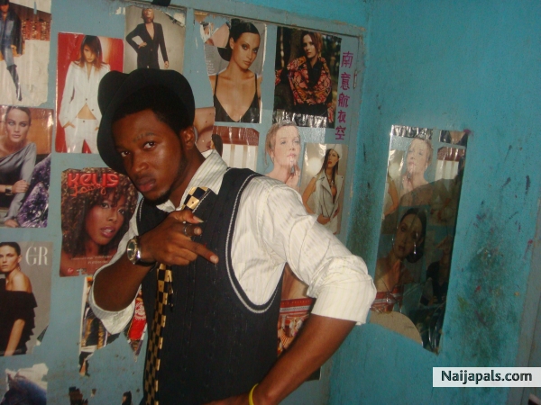 frankyluv - click for next photo