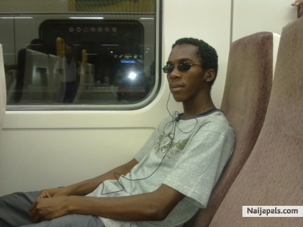  - click for next photo