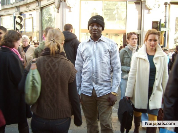 Out for Shopping in Central London - click for next photo