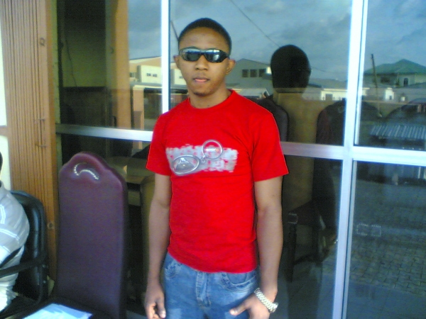  - click for next photo