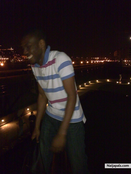 That is what i call LAUGH!!! lol - click for next photo