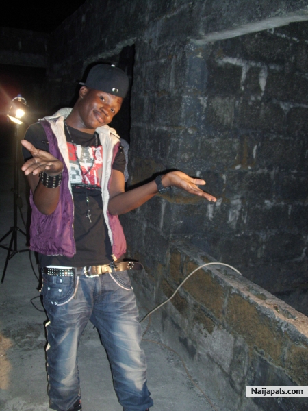 pics from ma video - click for next photo
