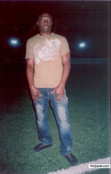  - click for next photo