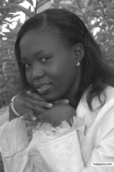 i - click for next photo