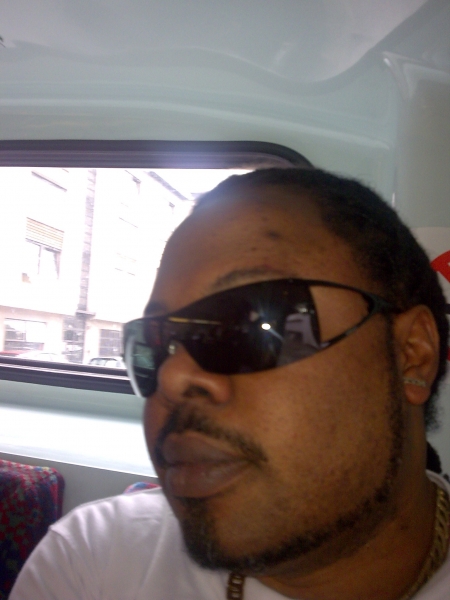  - click for next photo