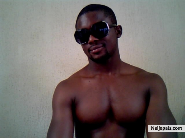 CHECK ME OUT - click for next photo