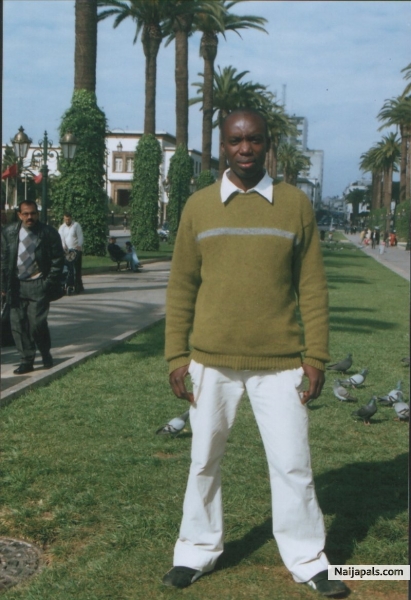  - click for next photo