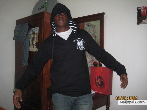 From my hood................... - click for next photo