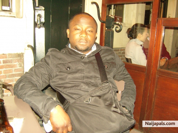 IN A DRINKING CAFE - click for next photo