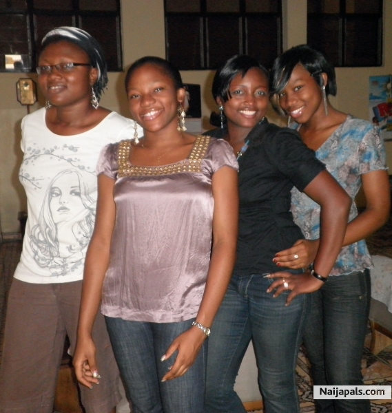 nazor,coco,nma,chichi - click for next photo