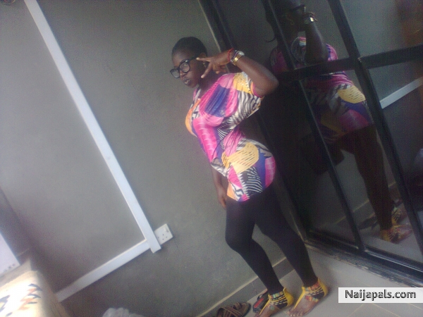 she is endowed - click for next photo