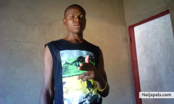  - click for next photo