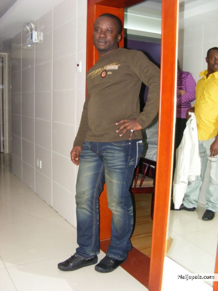 Thats him!!!!!!!!!! - click for next photo
