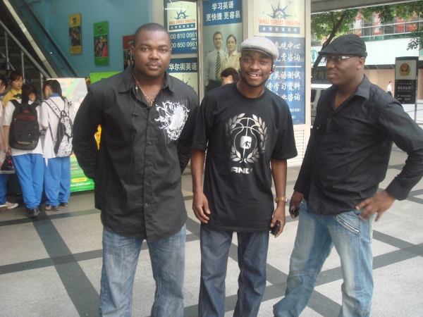 POSING WITH CHIGOZIE(GOD' S GRACE) AND NONSO (NEWMEN) - click for next photo