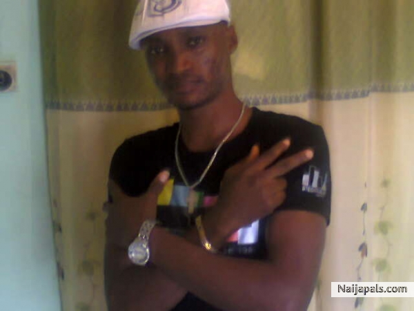  - click for next photo