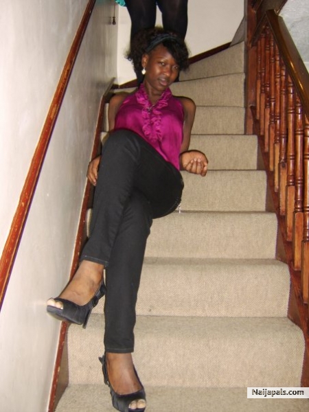 moi looking cute - click for next photo